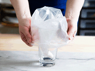HOW TO FILL A PIPING BAG